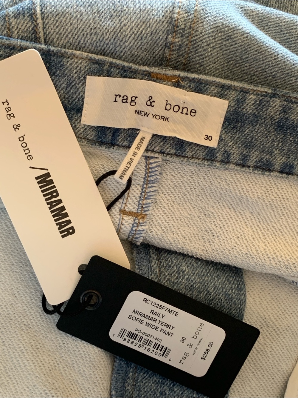 rag & bone
RAILY
MIRAMAR TERRY
SOFIE WIDE PANTS 👖
Wide-Leg Jeans
29/30/31/32 - Picture 6 of 16